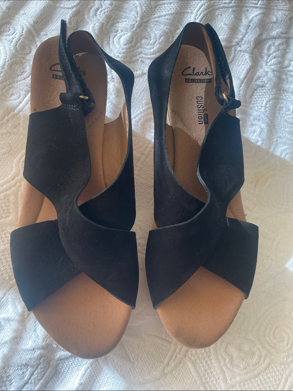 Clarks Black Women's Crisscross Slingback Sandals